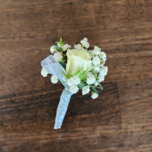 Classic Rose Boutonniere - Sold Out